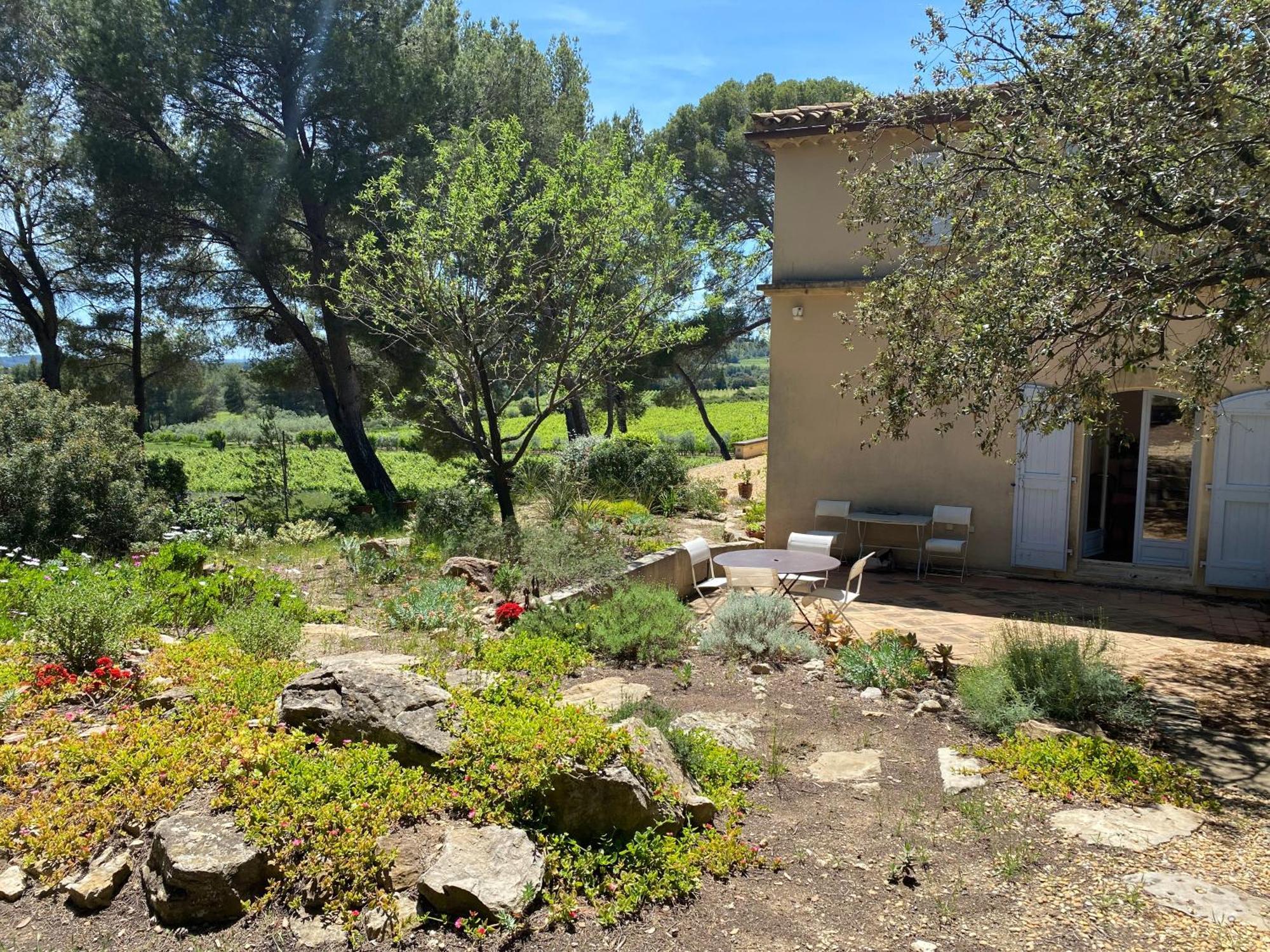 Domaine De Fondouce Bed & Breakfast Villeveyrac Eksteriør bilde